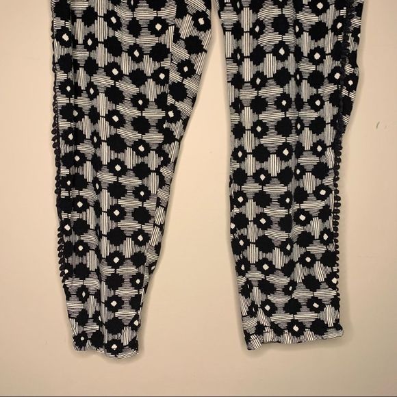 Anthropologie Hei Hei Goh Black Printed Tapered Pants Women’s Size Small - Picture 6 of 13